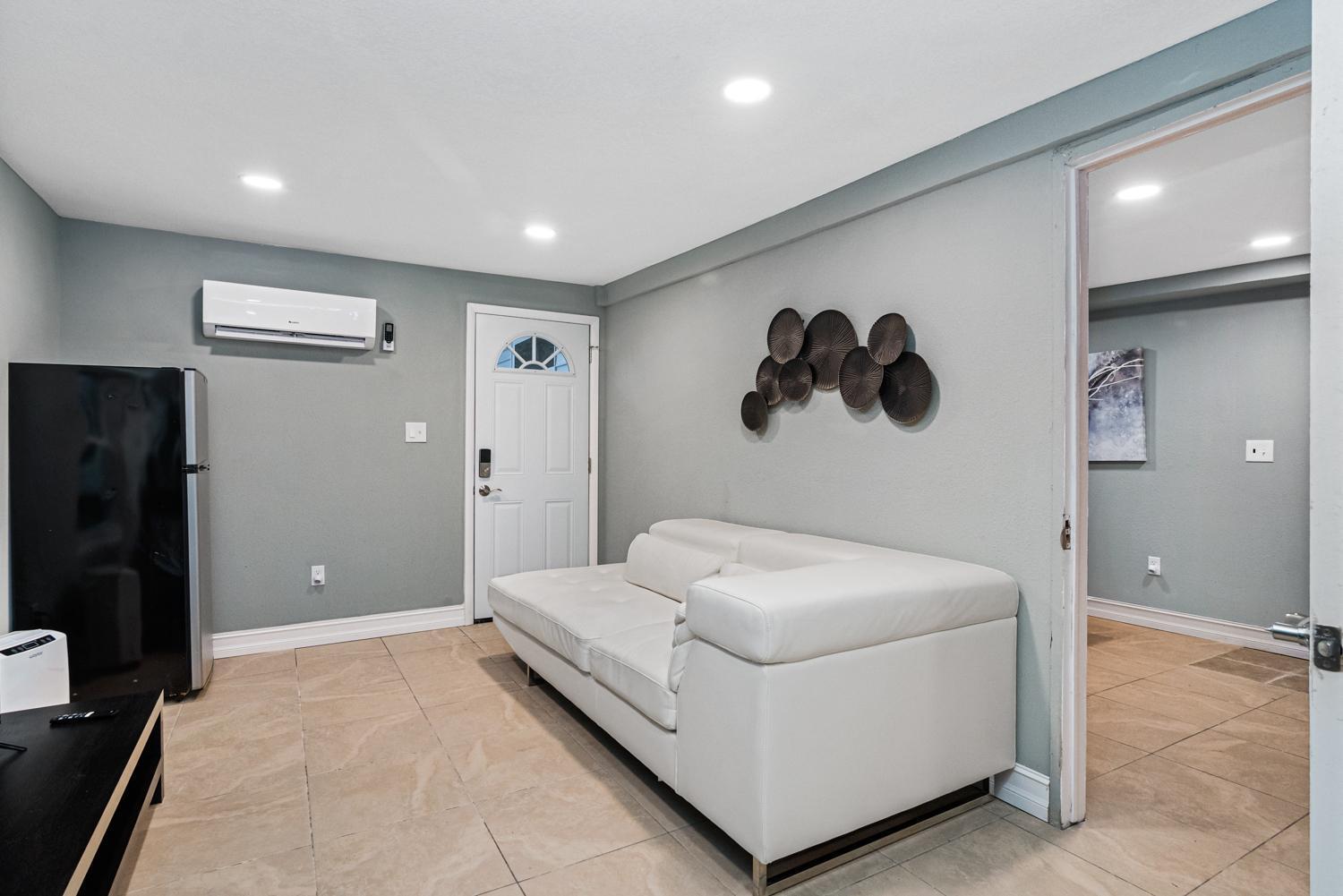 Modern House In Clearwater With Access To A Shared Swimming Pool Apartment Сейфти Харбър Екстериор снимка